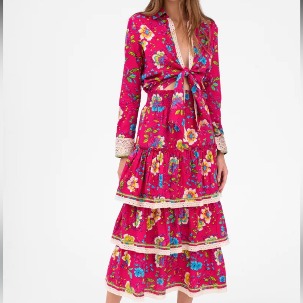 Pitusa SET (Shirt & Skirt)